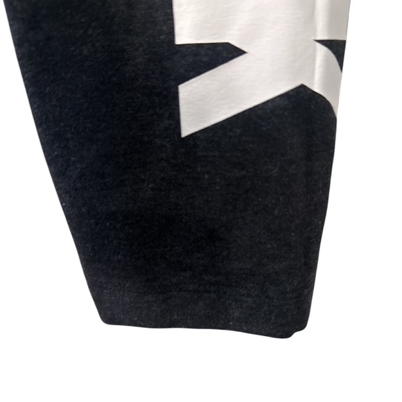 PINK Victoria's Secret Black Leggings with Stretchy Fit and Bold Branding - Picture 2 of 6